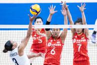 (240517) -- RIO DE JANEIRO, May 17, 2024 (Xinhua) -- Gong Xiangyu (2nd R) and Wang Yuanyuan (1st R) of China block during the International Volleyball Federation (FIVB) Volleyball Nations League Women