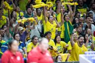 (240518) -- -RIO DE JANEIRO, May 18, 2024 (Xinhua) -- Brazilian fans celebrate during the International Volleyball Federation (FIVB) Volleyball Nations League Women