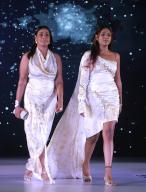 (240519) -- SRI LANKA, May 19, 2024 (Xinhua) -- Models present creations during a mother-daughter fashion show in Colombo, Sri Lanka, May 18, 2024. (Photo by Ajith Perera\/Xinhua
