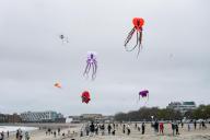 (240520) -- REVERE, May 20, 2024 (Xinhua) -- People participate in a kite festival in Revere, Massachusetts, the United States, May 19, 2024. (Photo by Ziyu Julian Zhu/Xinhua