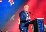 (240520) -- AUCKLAND, May 20, 2024 (Xinhua) -- New Zealand Prime Minister Christopher Luxon speaks at the China Business Summit 2024 in Auckland, New Zealand, May 20, 2024. The China Business Summit 2024, with its theme "Navigating Today