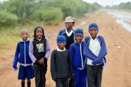 (240526) -- KWENENG, May 26, 2024 (Xinhua) -- This photo taken on April 15, 2024 shows students posing for a photo on their way to school in Botswana