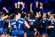 (240528) -- MACAO, May 28, 2024 (Xinhua) -- Players of Thailand celebrate winning the match between Thailand and the Dominican Republic at the Women