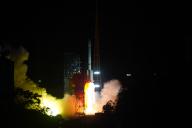 (240530) -- XICHANG, May 30, 2024 (Xinhua) -- A Long March-3B rocket carrying a multi-mission communication satellite for Pakistan blasts off from the Xichang Satellite Launch Center in southwest China