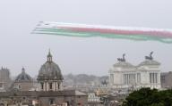 (240602) -- ROME, June 2, 2024 (Xinhua) -- Jets of the Italian aerobatic squad Frecce Tricolori perform on Italy