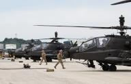 S. Korea-U.S. joint live-fire drill Apache choppers from the U.S. 2nd Infantry Division are ready to take off at the South Korean Navy