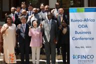 S. Korea-Africa ODA meeting Participants pose for a photo at the South Korea-Africa ODA Business Conference in Seoul on May 8, 2024. ODA stands for official development assistance. (Yonhap)\/2024-05-08 14:52:50\/ < 1980-2024 YONHAPNEWS AGENCY.