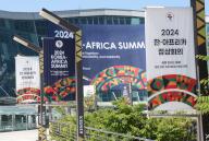 S. Korea-Africa summit imminent Banners announcing the opening of the 2024 South Korea-Africa Summit are hung in front of the KINTEX convention center in Goyang, northwest of Seoul, on June 3, 2024, one day ahead of the meeting of the leaders of South Korea and 48 African nations. (Yonhap)/2024-06-03 14:41:55/ < 1980-2024 YONHAPNEWS AGENCY. 